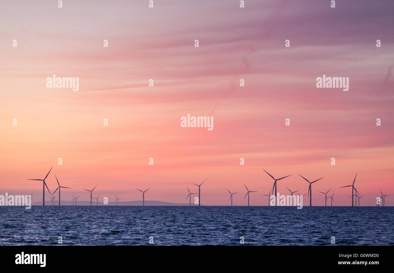 Walney Offshore-Windpark vor der Küste Cumbrian im Vereinigten Königreich Stockfoto