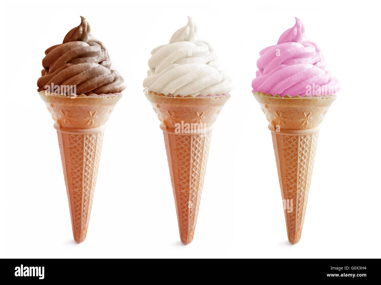 Ice Cream Cone Aromen wie Schokolade, Vanille und Erdbeere Stockfoto