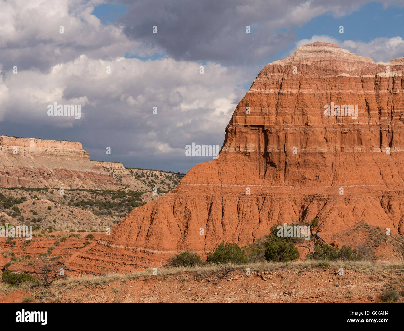 Tecovas und Quartiermeister Schichten (Spanisch Röcke), Lighthouse Trail, Palo Duro Canyon State Park, Canyon, Texas. Stockfoto