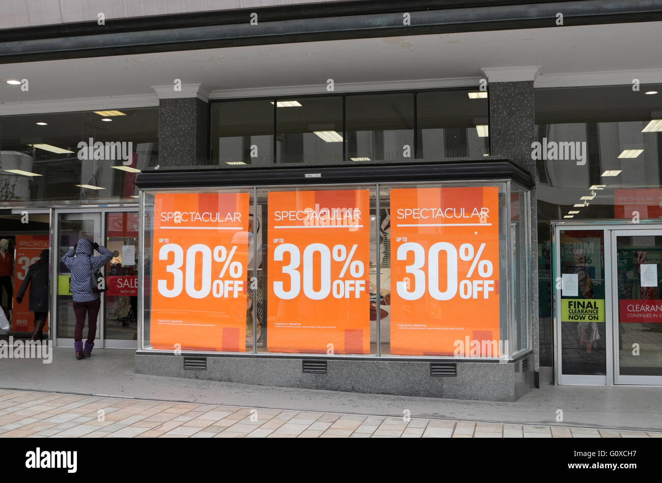 British Home Stores schließen den Verkauf um 30 % ab, wirtschaftlicher Abschwung. Sheffield Stadtzentrum The Moor, britische Wirtschaft Stockfoto