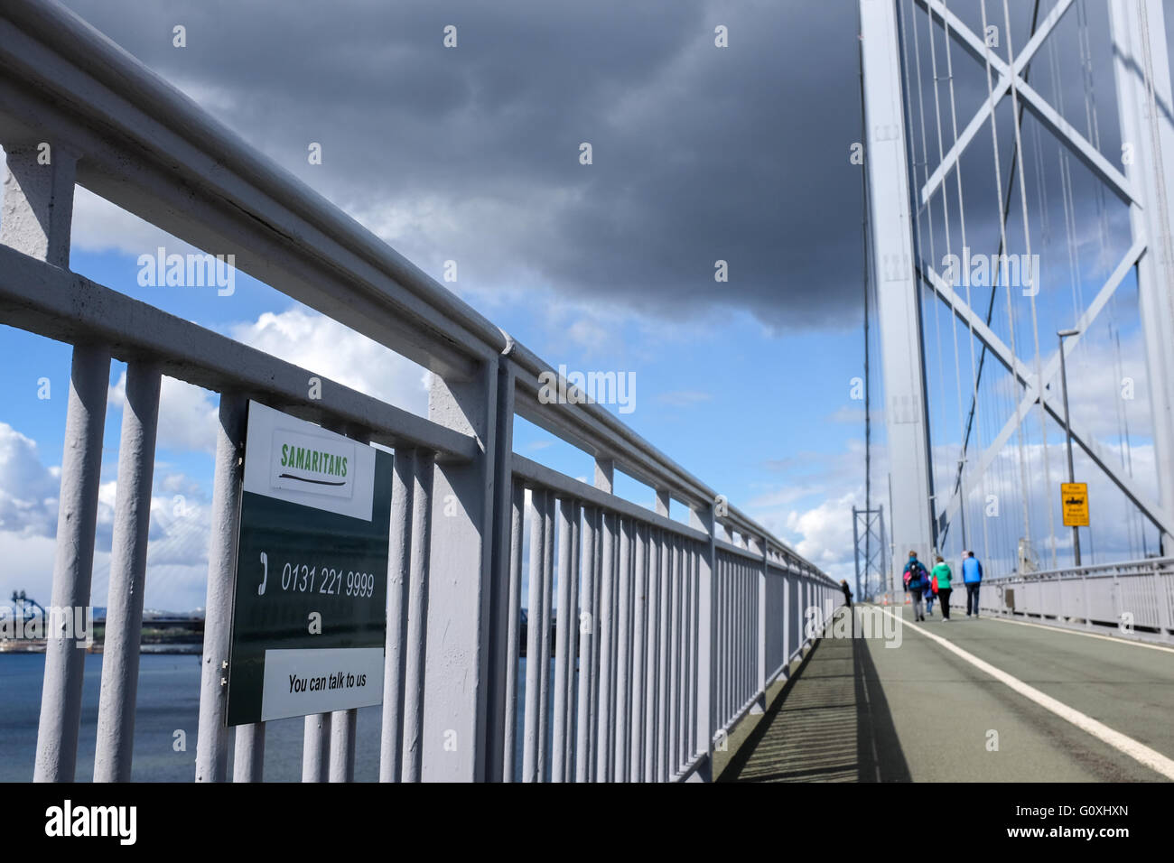 Samariter anmelden die Forth Road Bridge, Schottland, UK, Großbritannien Stockfoto