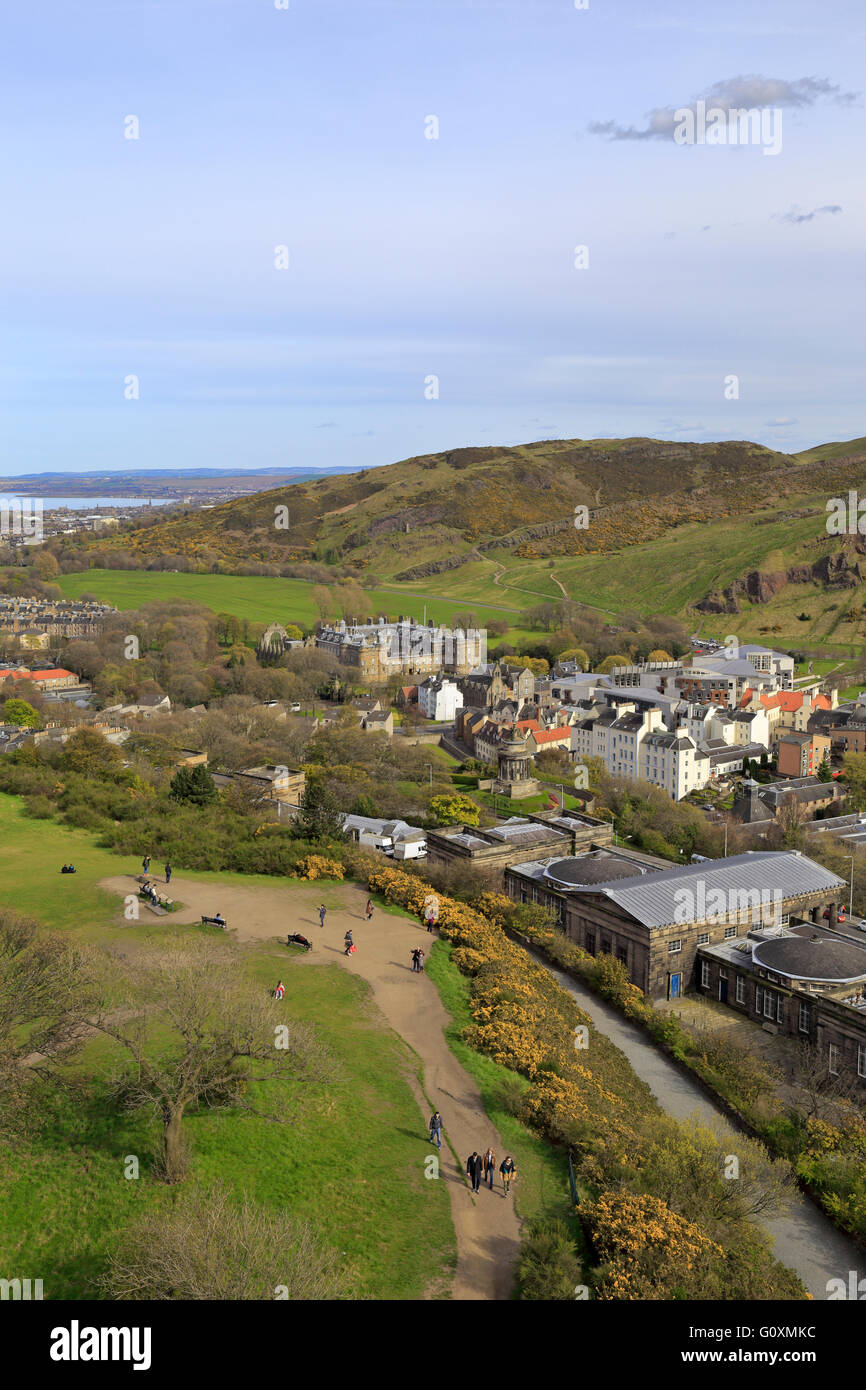 Holyrood Palace, Schottisches Parlament und Dynamic Earth Veranstaltungsort von Nelson Monument auf Calton Hill, Edinburgh, Schottland, UK. Stockfoto