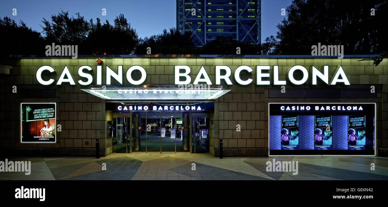 Das Casino Barcelona, das äußere eines spielenden Vereins und eine Leuchtreklame. Stockfoto