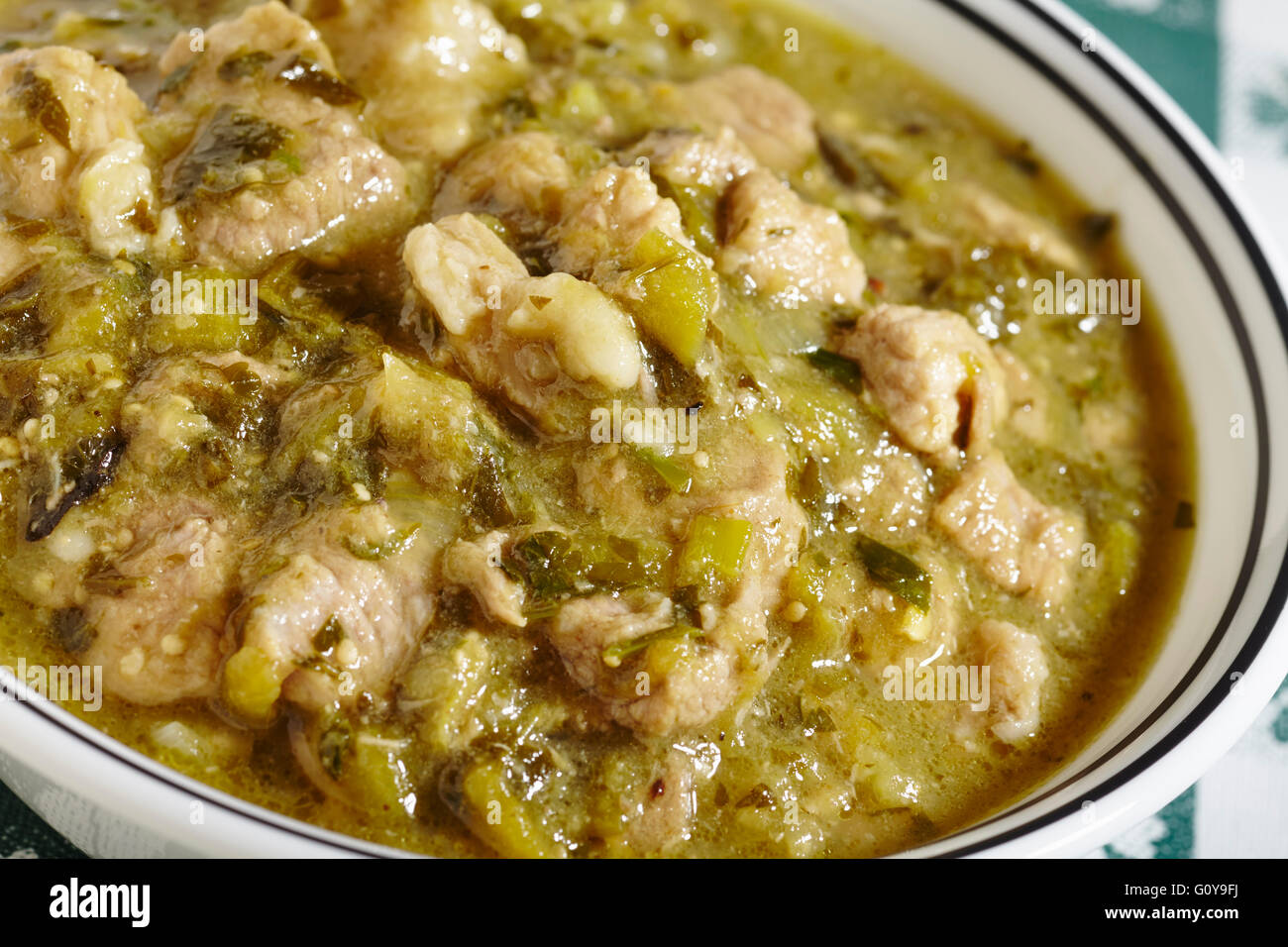 Eine Schüssel mit New Mexico Style Green Chile Stew Stockfoto