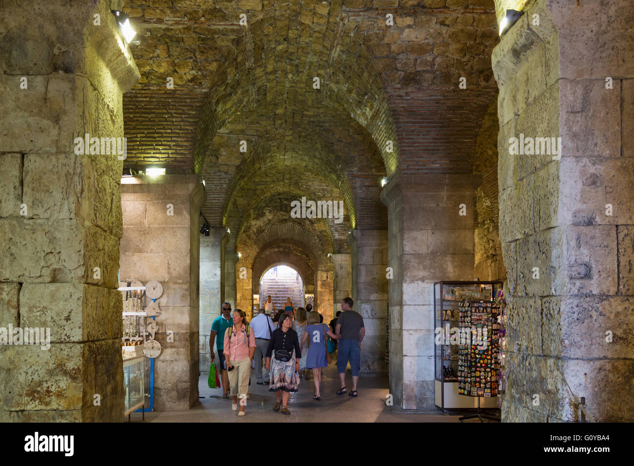 Split, Dalmatien, Kroatien.  Die Keller-Hallen der Palast des Kaisers Diokletian. Stockfoto