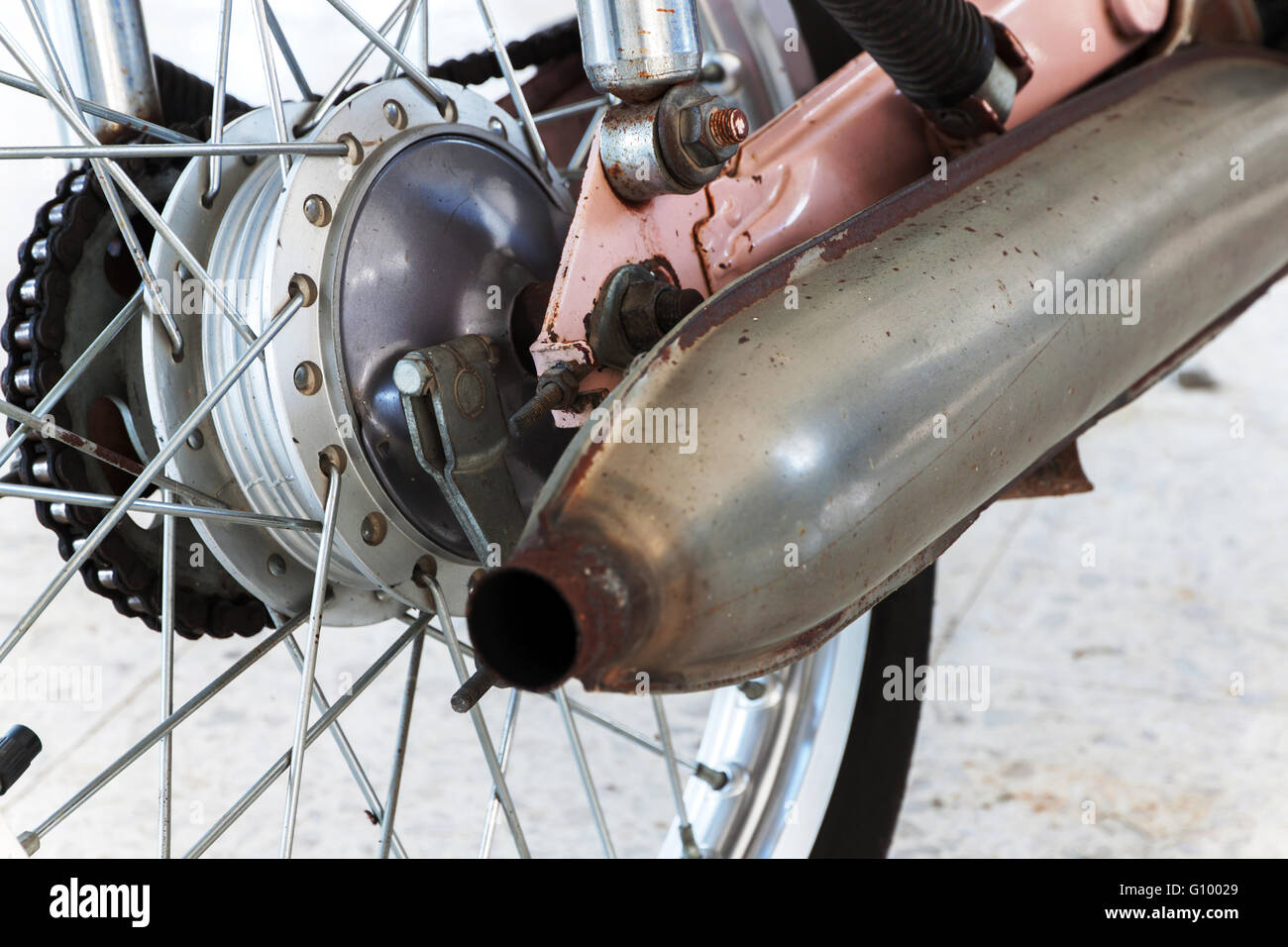 Motorrad Trommelbremsen mit hinten im Vintage-Stil Stockfoto