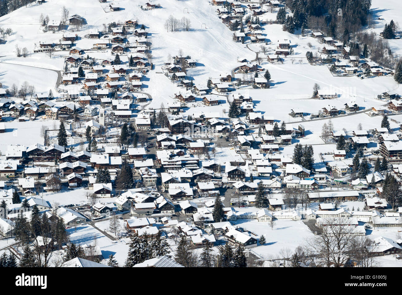 Winter in Lenk im Simmental-Tal in der Schweiz Stockfoto