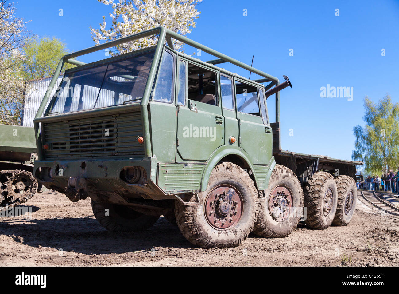 Tschechische Republik gemacht Tatra 813 steht auf dem richtigen Weg auf ein Motortechnic-Festival am 5. Mai 2016 in grimmen / Deutschland Stockfoto
