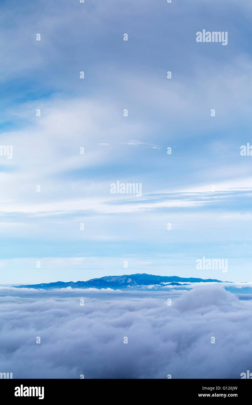 Wolke Inversionsschicht zwischen Teneriffa und La Gomera angesehen, über den Wolken bei ca. 1000 Meter über dem Meeresspiegel, Tenerif Stockfoto