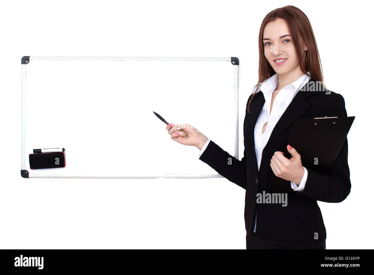 Porträt von glücklich Geschäftsfrau vor Schreibtisch etwas zeigen Stockfoto