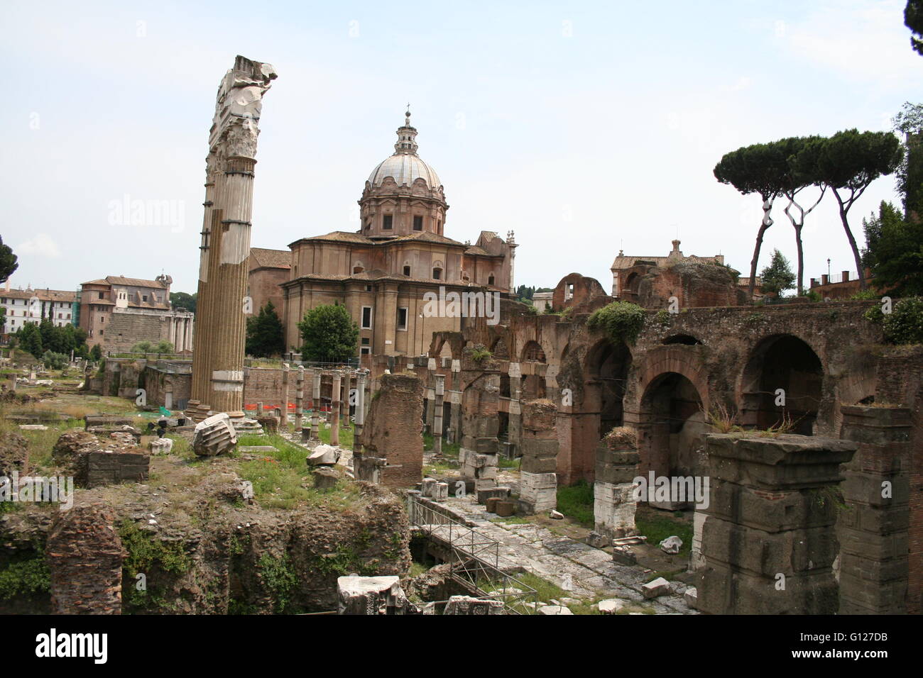 Forum und das Kolosseum in Rom, Italien Stockfoto