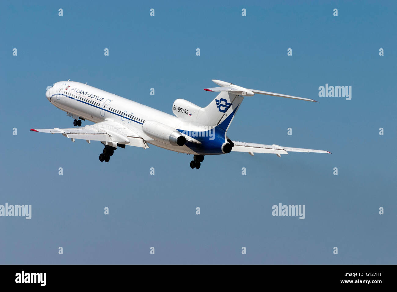 Atlant-Soyuz Tupolew Tu-154 ausziehen. Stockfoto