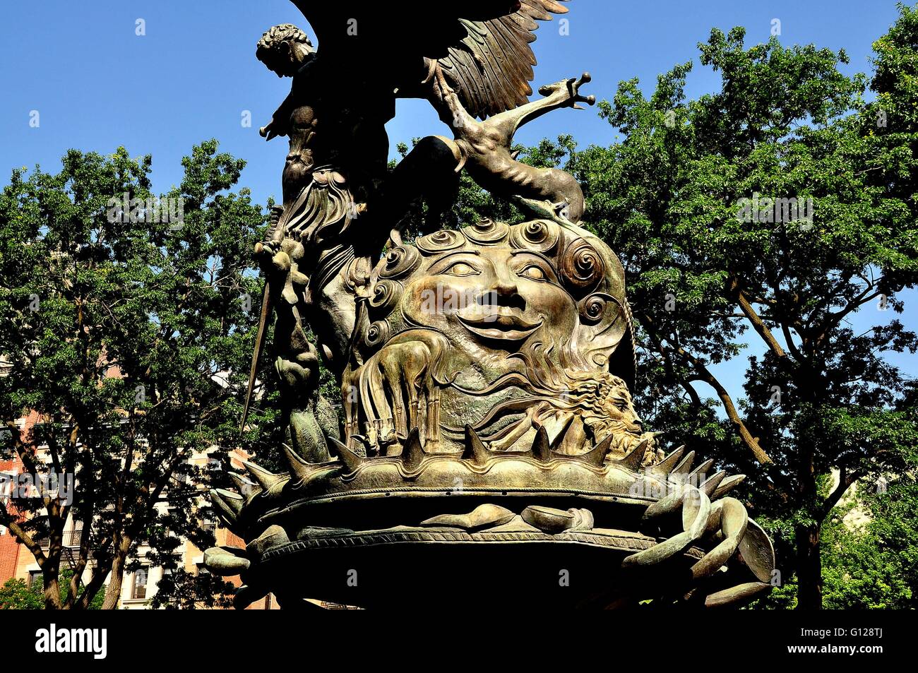 New York City Detail des Brunnens Ruhe in die Cathedral Church of St. John the Divine Gärten in Amsterdam Stockfoto