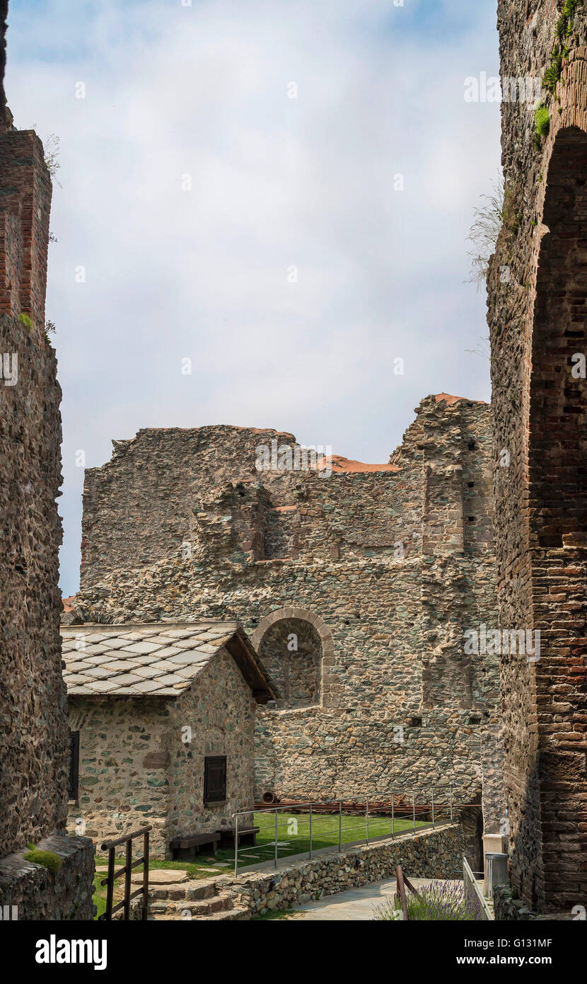 Sacra di San Michele - Saint Michael Abbey, alten religiösen Komplex auf Monte Pirchiriano in St. Ambrogio, Piemont, Italien. Stockfoto