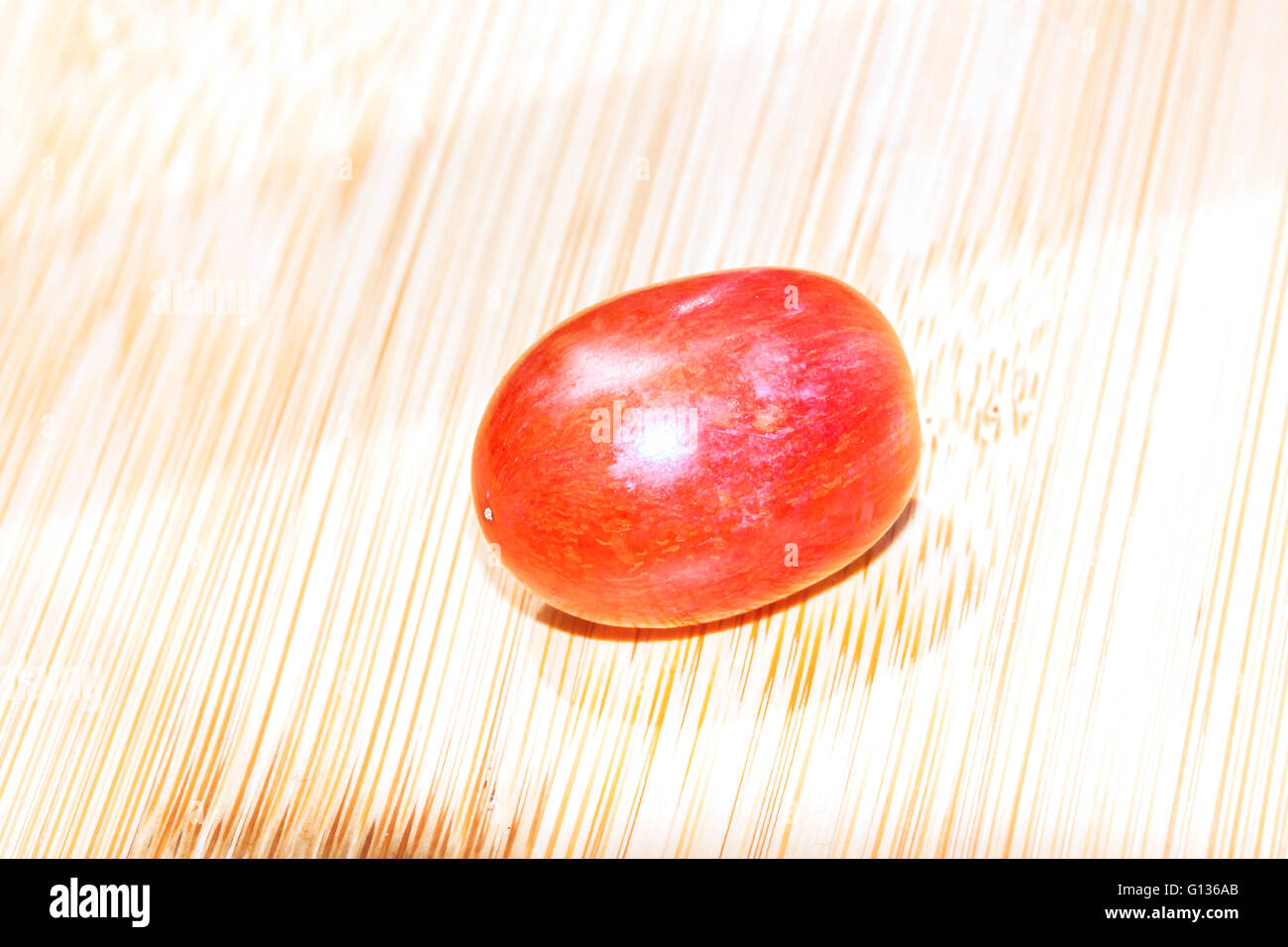 einem frischen leckeren roten Trauben Stockfoto