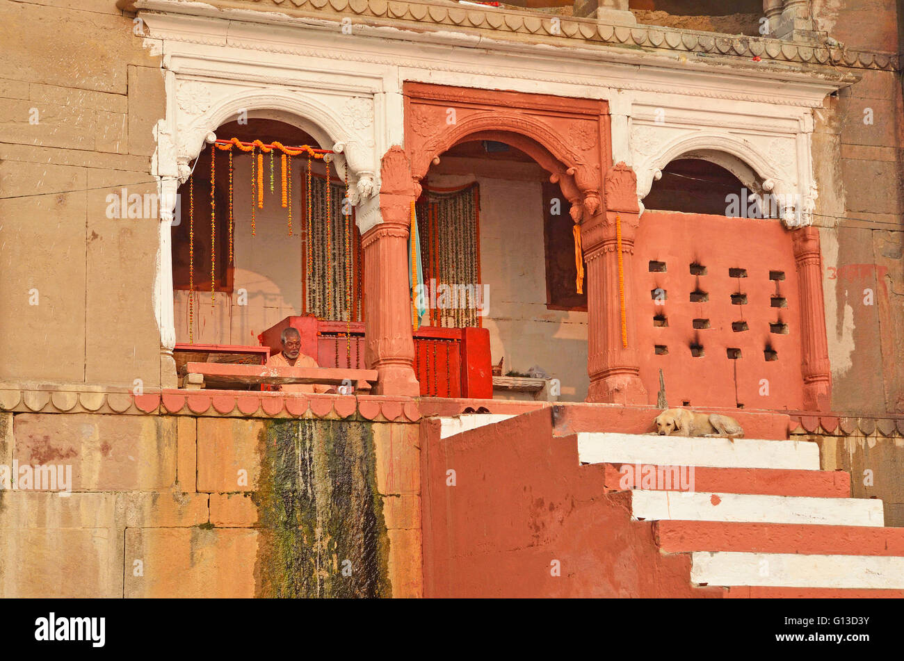 Früh morgens in Varanasi, Uttar Pradesh, Indien Stockfoto