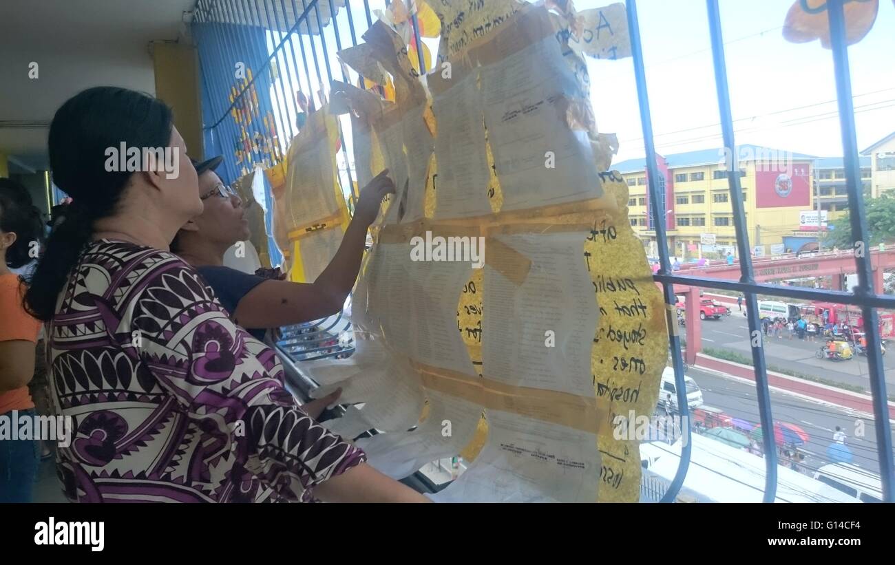 Quezon City, Philippinen. 9. Mai 2016. Bewohner von ...
