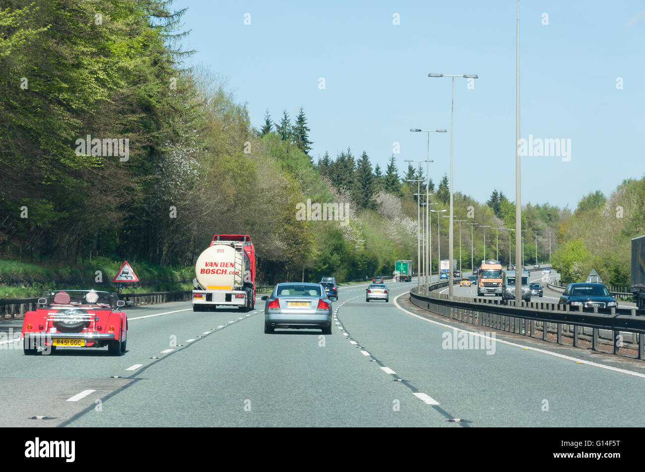 M40 Autobahn, Surrey, England, Vereinigtes Königreich Stockfoto