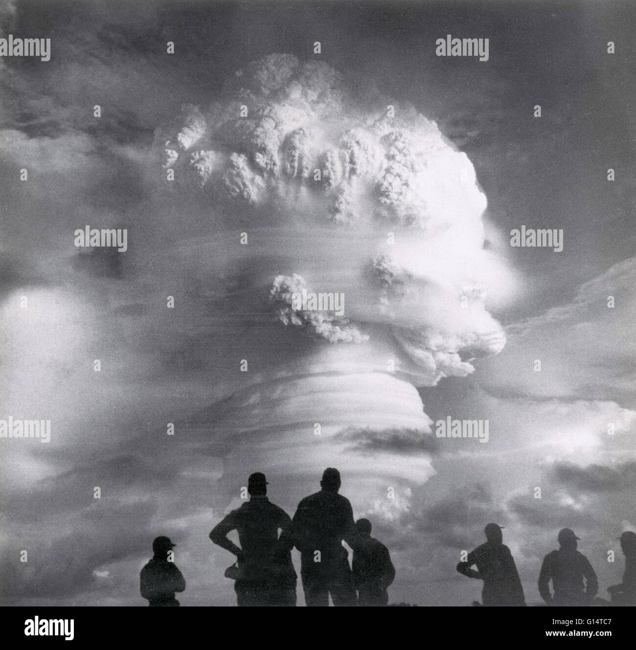 Historisches Bild einer Atomwaffe gezündet wird. Stockfoto