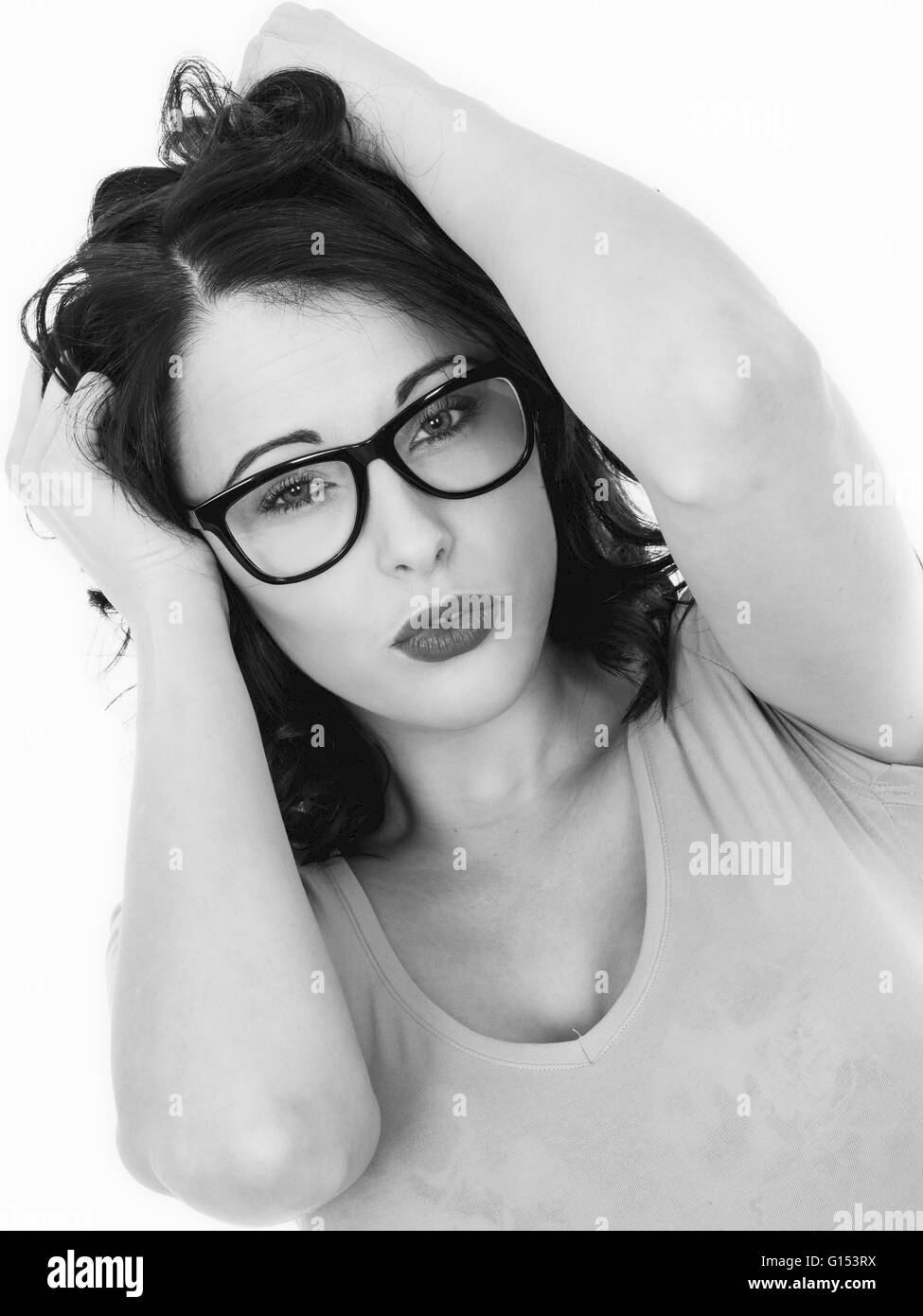 Schwarz / weiß Porträt einer frustriert wütend Business Frau ihr Haar herausziehen Stockfoto
