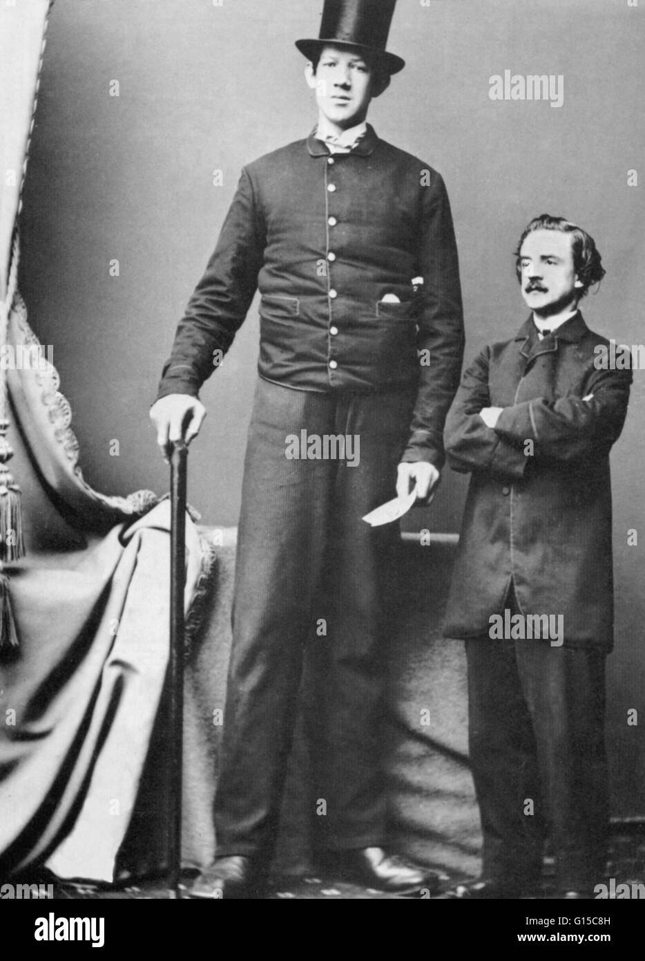 Undatierte Foto von 'The Irish Giant'. James Hugh Murphy Jr. (1842-1875) war bekannt als der irische Riese und dem Baltimore-Riesen. Er tourte mit P.T. Barnum. Er war wie sein über 8 Fuß hoch aber seine tatsächliche aufgezeichneten Höhe 7 Fuß 3,4 Zoll ta war in Rechnung gestellt Stockfoto