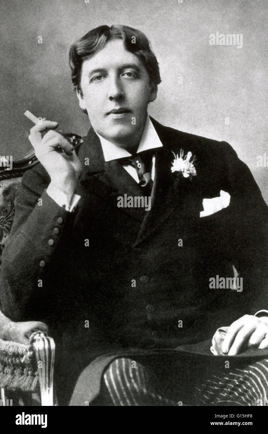 Oscar Fingal O'Flahertie Wills Wilde (16. Oktober 1854 - 30. November 1900) war ein irischer Schriftsteller und Dichter. Nach dem Schreiben in verschiedenen Formen, wurde er einer der populärsten Dramatiker Londons. Er ist für seine Epigramme, spielt und die Umstände erinnert. Stockfoto