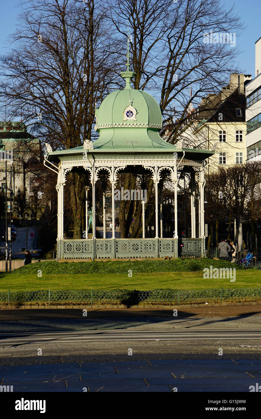 Pavillon auf der Ne Olle Bulls Platz, Bergen, Hordaland, Norwegen, Skandinavien, Europa Stockfoto