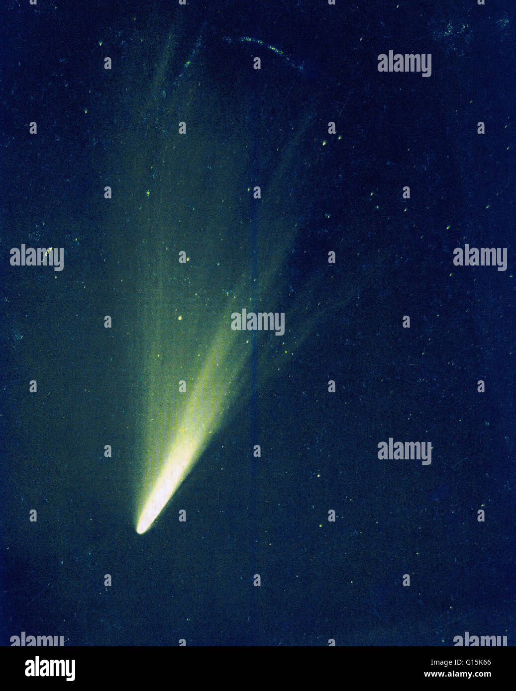 Erweiterte Foto von Komet West Farbe, fotografiert von Lick-Observatorium im Jahr 1976 März. Komet West, offiziell bekannt als C/1975 V1, 1976 VI und 1975n, war ein super Komet, der manchmal galt für den Status der große Komet zu qualifizieren. A Stockfoto