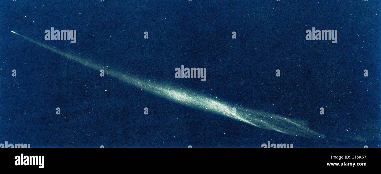 Farbe Imagegewinn des Kometen Ikeya-Seki, offiziell benannt C/1965 S1, 1965 VIII und 1965f, ein langperiodischer Komet unabhängig von Kaoru Ikeya und Tsutomu Seki entdeckt. Als es ankam Perihel Beobachter berichtete, dass es deutlich sichtbar in der Stockfoto
