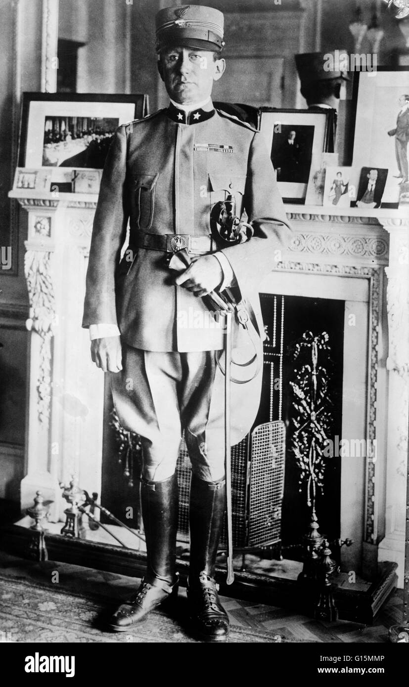 Guglielmo Marconi (25. April 1874 - 20. Juli 1937) War Ein Italienischer  Erfinder, Bekannt Als Der Vater Des Langstrecken-Funkübertragung Und Für  Seine Entwicklung Von Marconis Gesetz Und Ein Funksystem Telegraph. Marconi  Wird