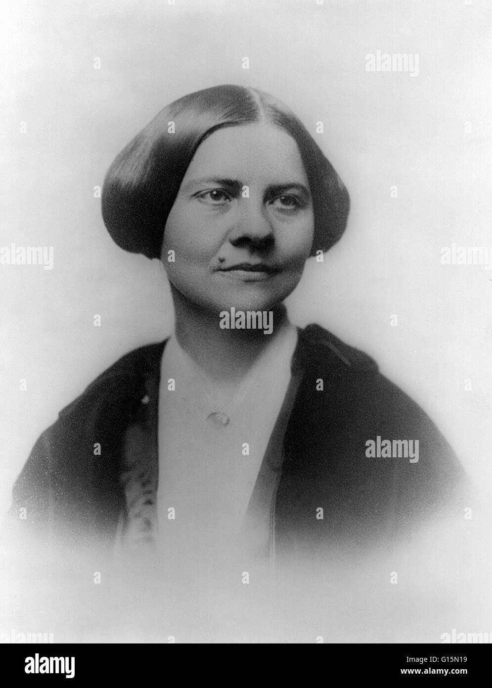 Lucy Stone (13. August 1818 - 19. Oktober 1893) war ein prominenter US-amerikanischer Abolitionist und Suffragette, und ein vocal Fürsprecher und Organisator der Menschenrechte für Frauen. Im Jahr 1847 war Stein die erste Frau von Massachusetts, ein abgeschlossenes Studium zu verdienen. Sie sprach Stockfoto
