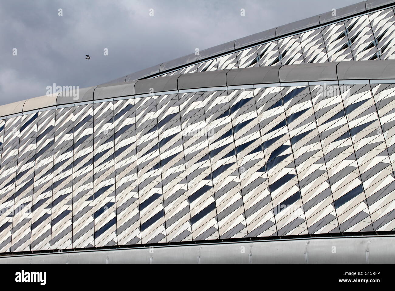 Details zu Zaha Hadids Brücke Pavillon in Saragossa Stockfoto