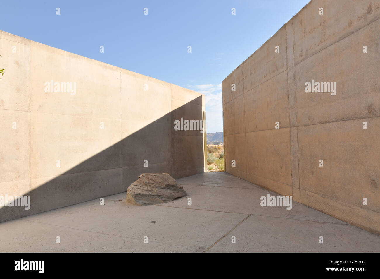 Schlüsselloch, Wüste, Beton, Felsen, Schatten, Geometrisch, Ebenen bei Amangiri Stockfoto