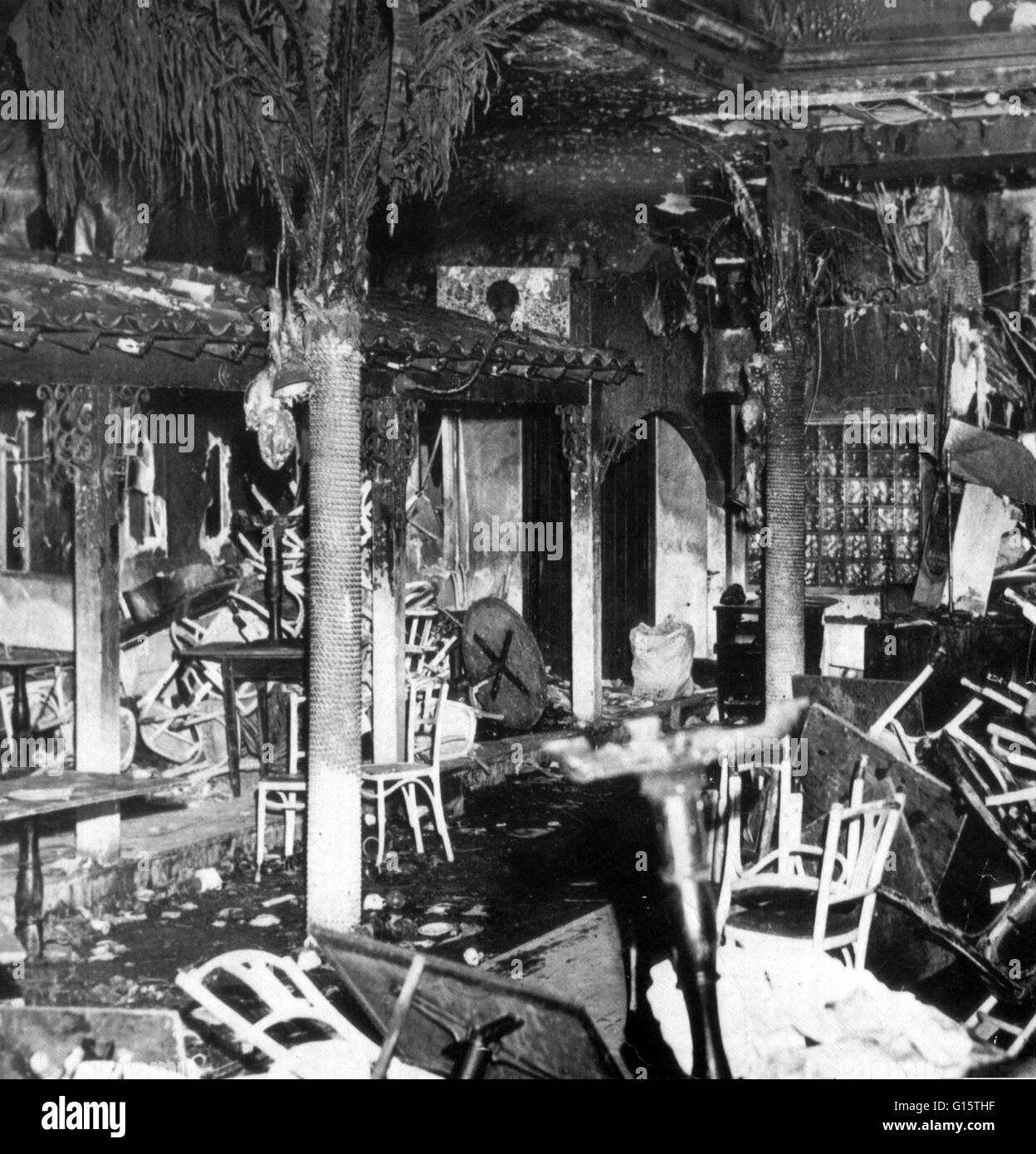 Am 28. November 1942 ereignete sich ein tödliches Feuer an der Cocoanut Grove Nachtclub in Boston, Massachusetts, wo 492 Menschen insgesamt ums Leben kamen. Cocoanut Grove war ursprünglich ein Speakeasy und einige seine Türen-Wer eine illegale Bar während Alkohol Verbot Stockfoto