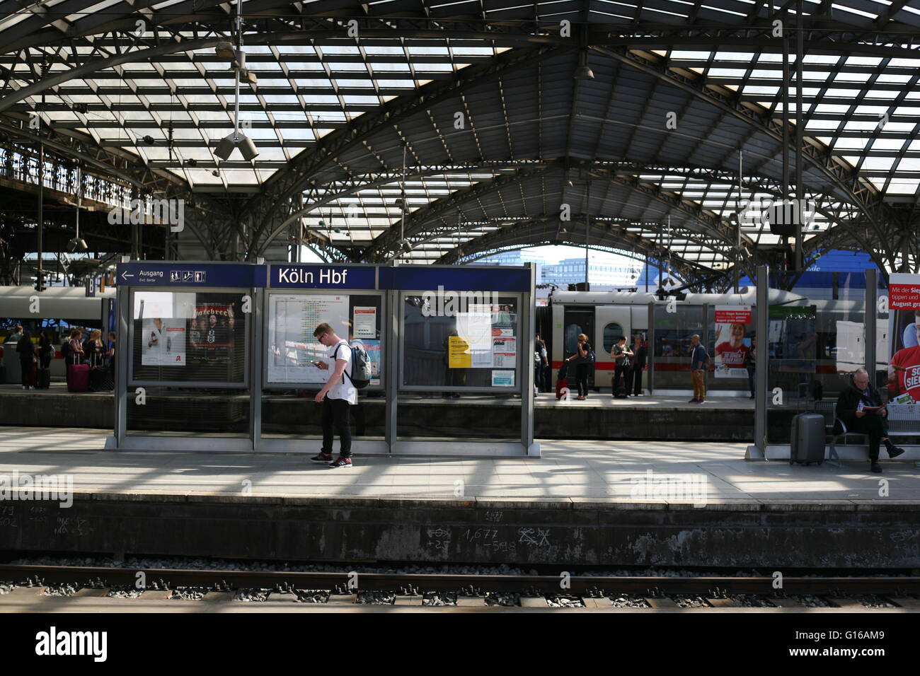 der Bahnhof in Köln Stockfoto
