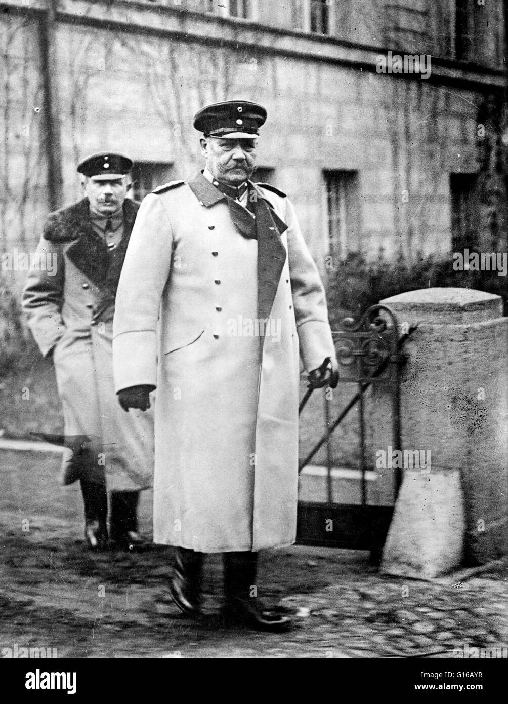 Paul Ludwig Hans Anton von Beneckendorff Und von Hindenburg (2. Oktober 1847 - 2. August 1934) war ein preußisch-deutscher Generalfeldmarschall, Staatsmann und Politiker, und diente als der zweite Bundespräsident von 1925 bis 1934. Er genoss eine lange Karriere in der Stockfoto
