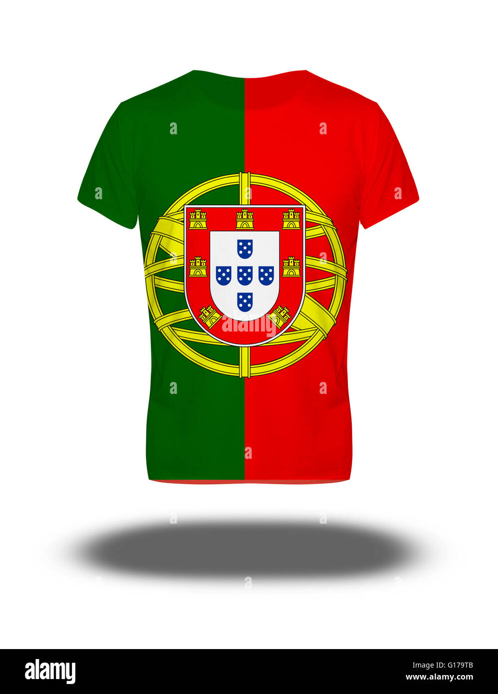 Portugal Flagge T-shirt auf weißem Hintergrund mit Schatten Stockfoto