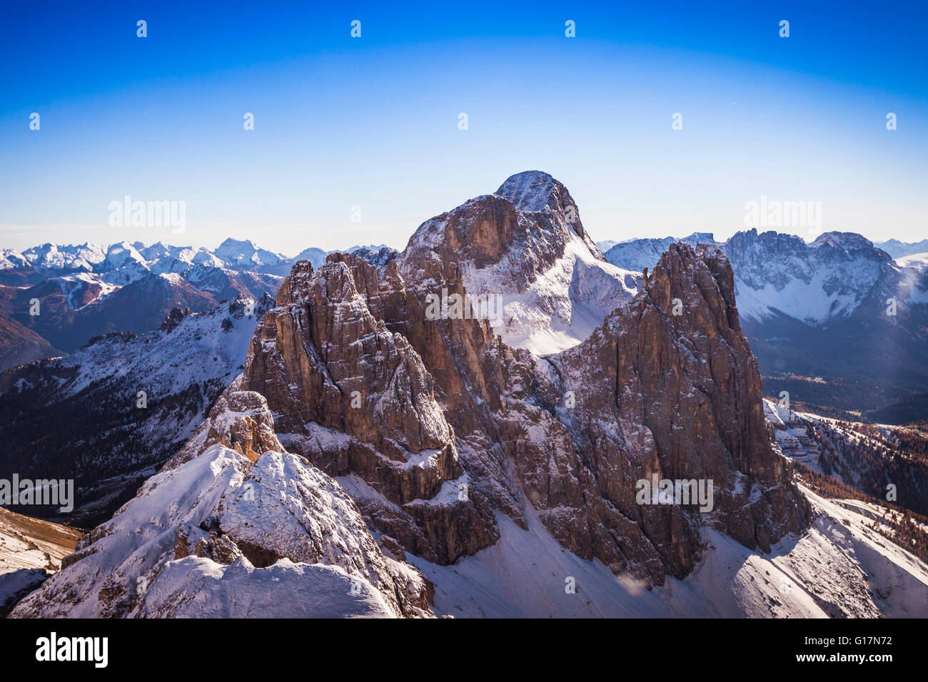 Berge Gipfel, Dolomiten, Italien vom Hubschrauber Stockfoto