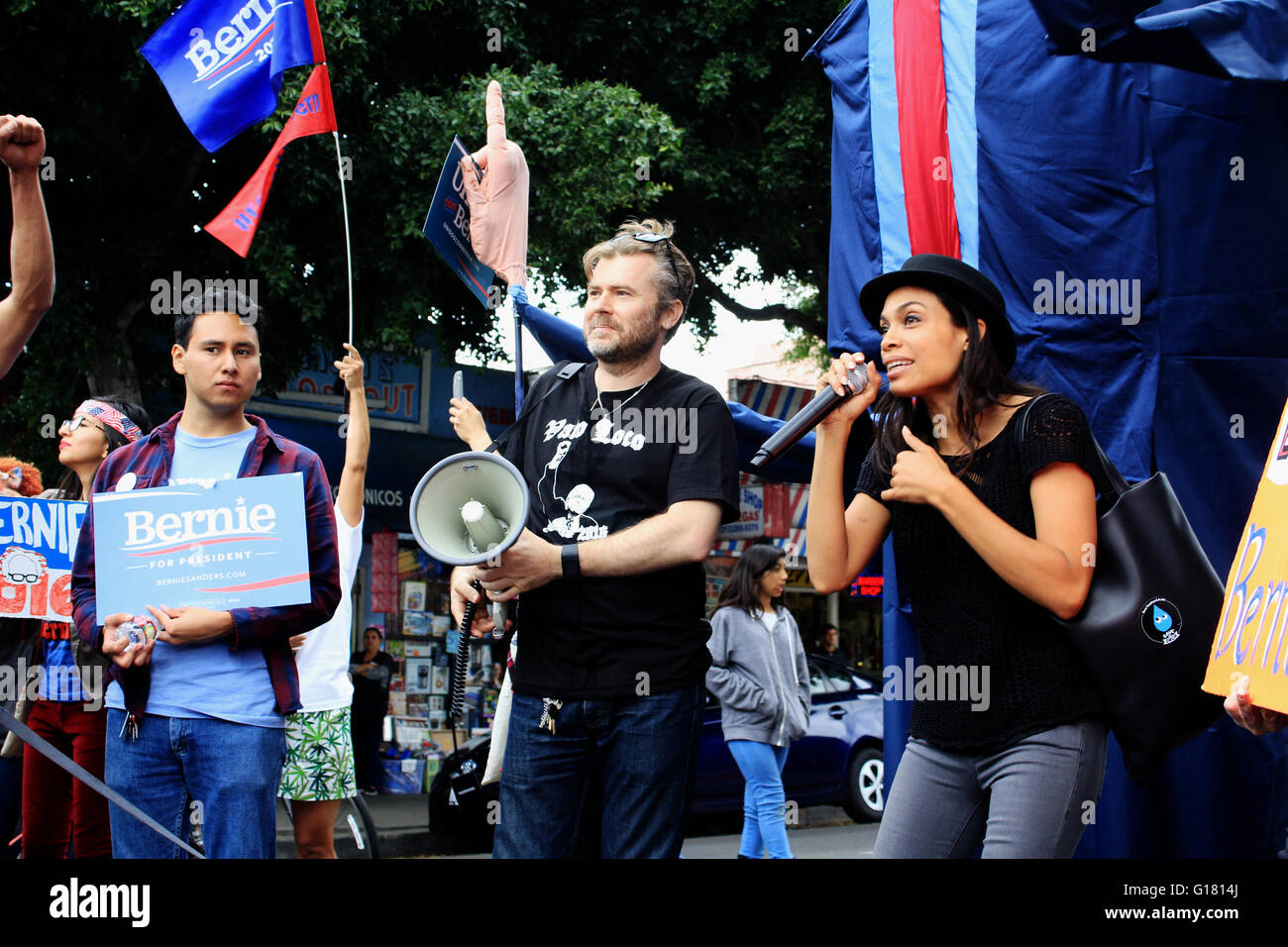 Rosaria Dawson spricht Atbernie Sanders März in East l.a. Brian Mcguire Stockfoto