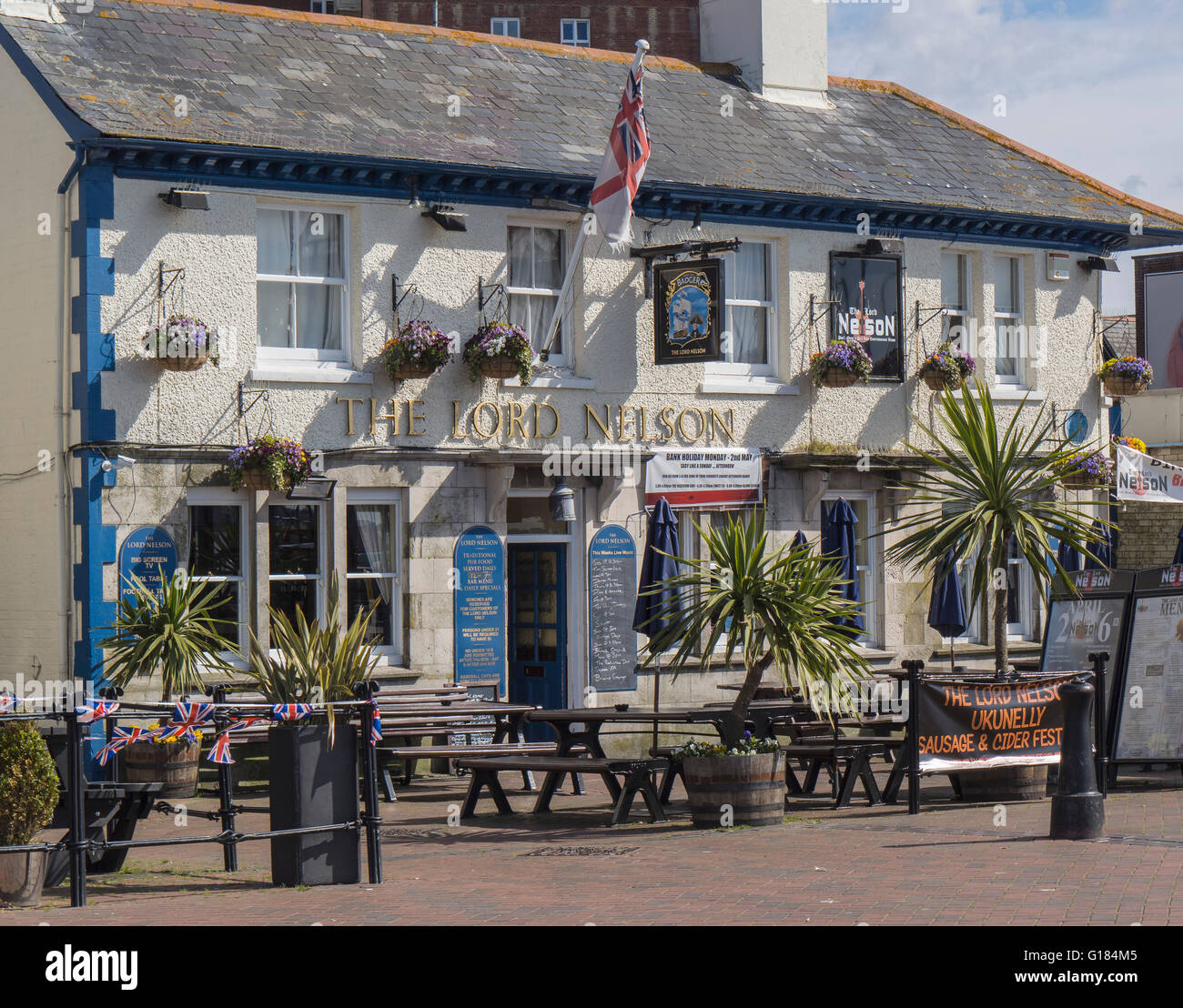 Das Lord Nelson Public House am Poole Quay, Dorset, Großbritannien Stockfoto