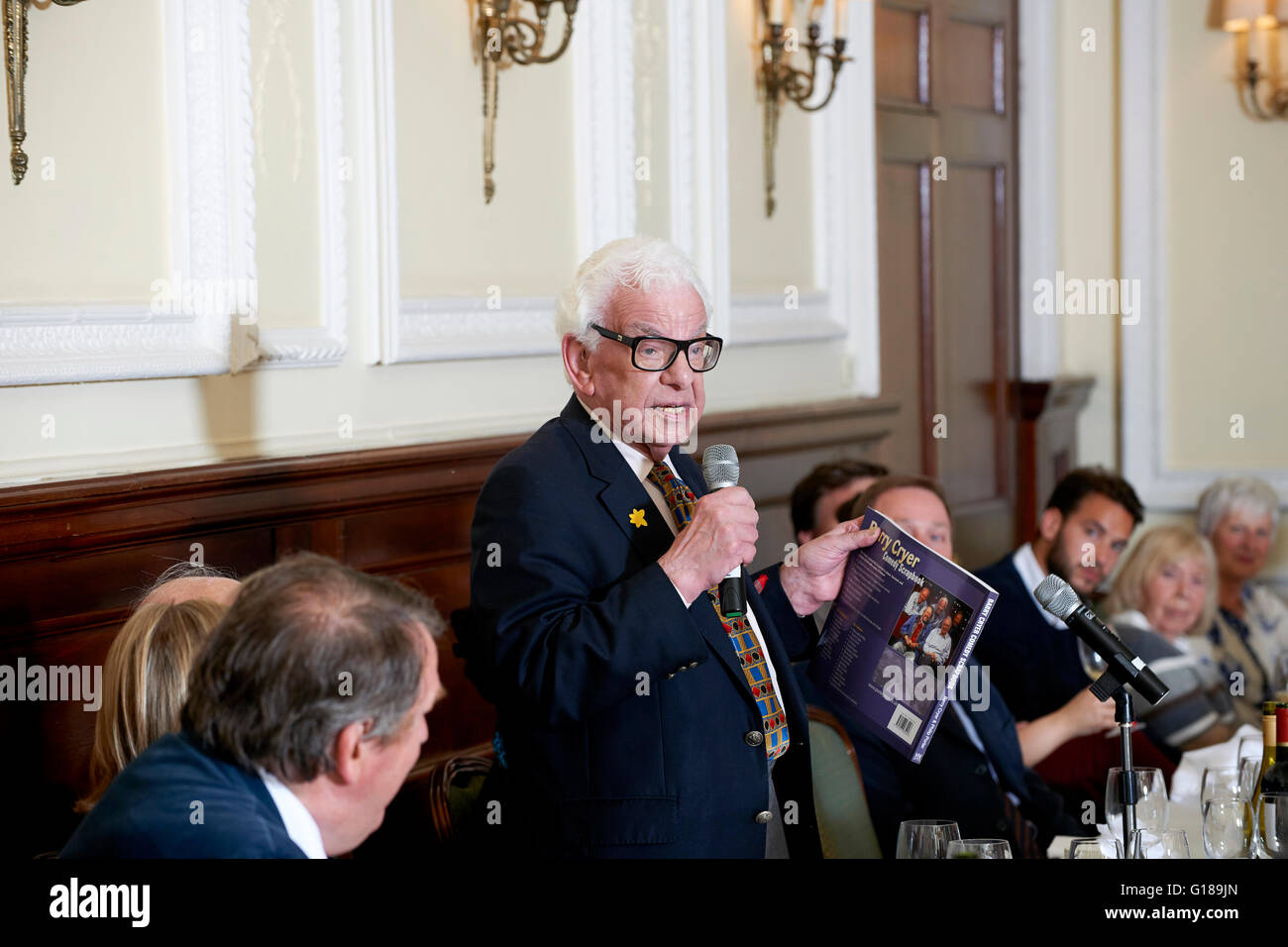 Barry Cryer mittags die Oldie literarische 05.10.16 Stockfoto