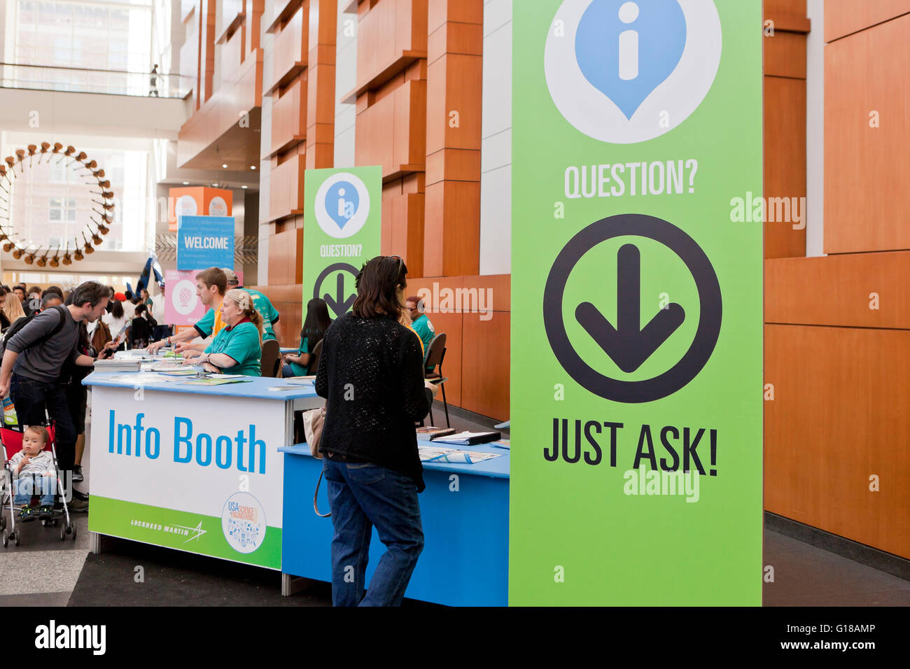 Infostand im Walter E Washington Convention Center - Washington, DC USA Stockfoto