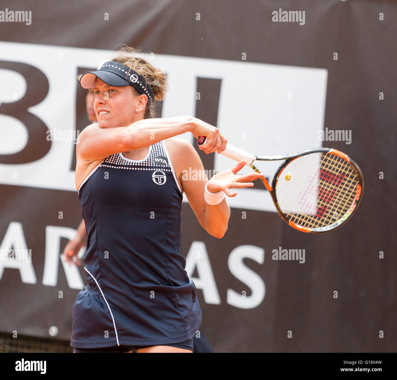 Rom, Italien. 11. Mai 2016. Barbora Strycova Rückhand return Heather Watson, 2. Vorrundenspiel auf dem ATP WTA BNL Tennis Internazionali Foro Italico, Stockfoto