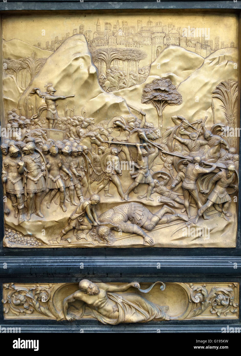 Florenz, Italien. Baptisterium. Detail der Osten Türen (die "Gates Of Paradise", 1425-1452) von Lorenzo Ghiberti, David erschlug Goliath Stockfoto