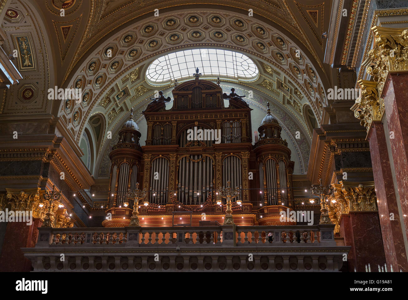 Orgel in der Sankt Stephan Basilika in Budapest, Ungarn. Die Basilika ist Stephen - erster König von Ungarn benannt. Stockfoto