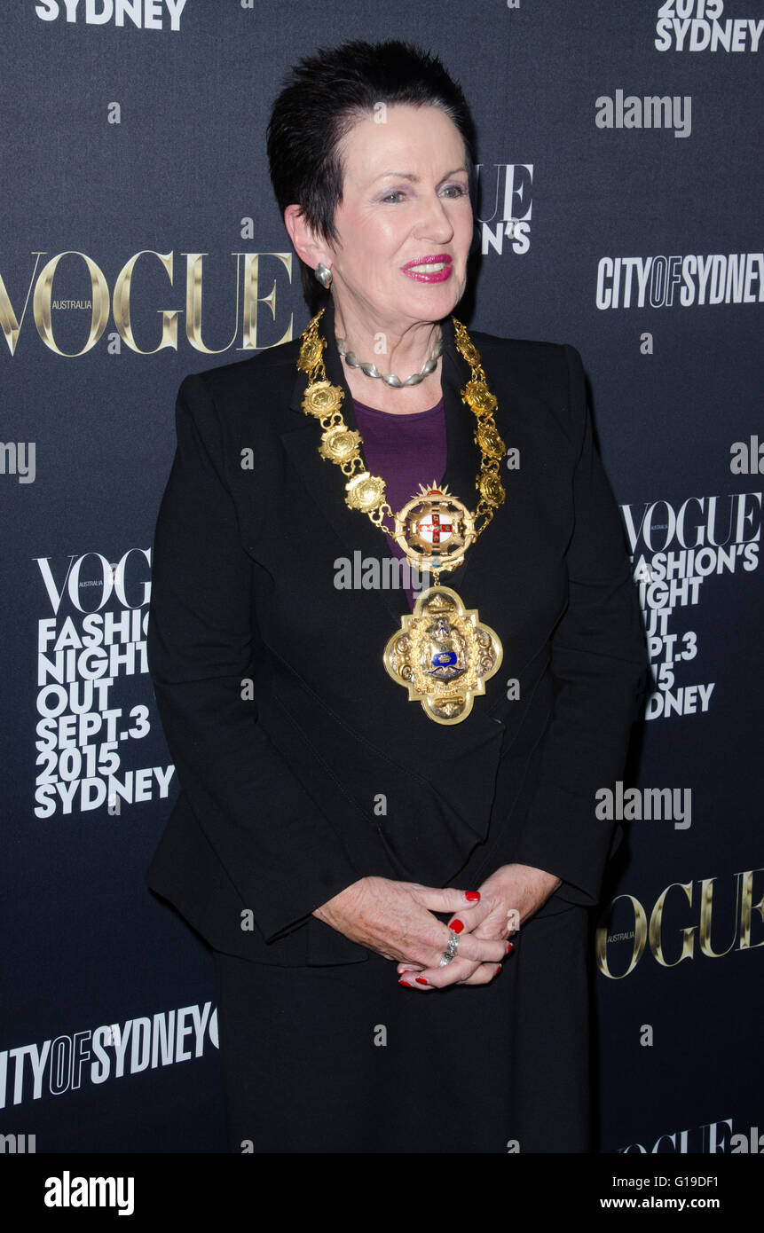 Sydney, Australien 3. September 2015: Promis auf dem schwarzen Teppich gestellt, wie sie bei der offiziellen Eröffnung der 2015 Vogue Fashion Night Out in Sydneys Central Business District kamen. Abgebildet ist Clover Moore Stockfoto