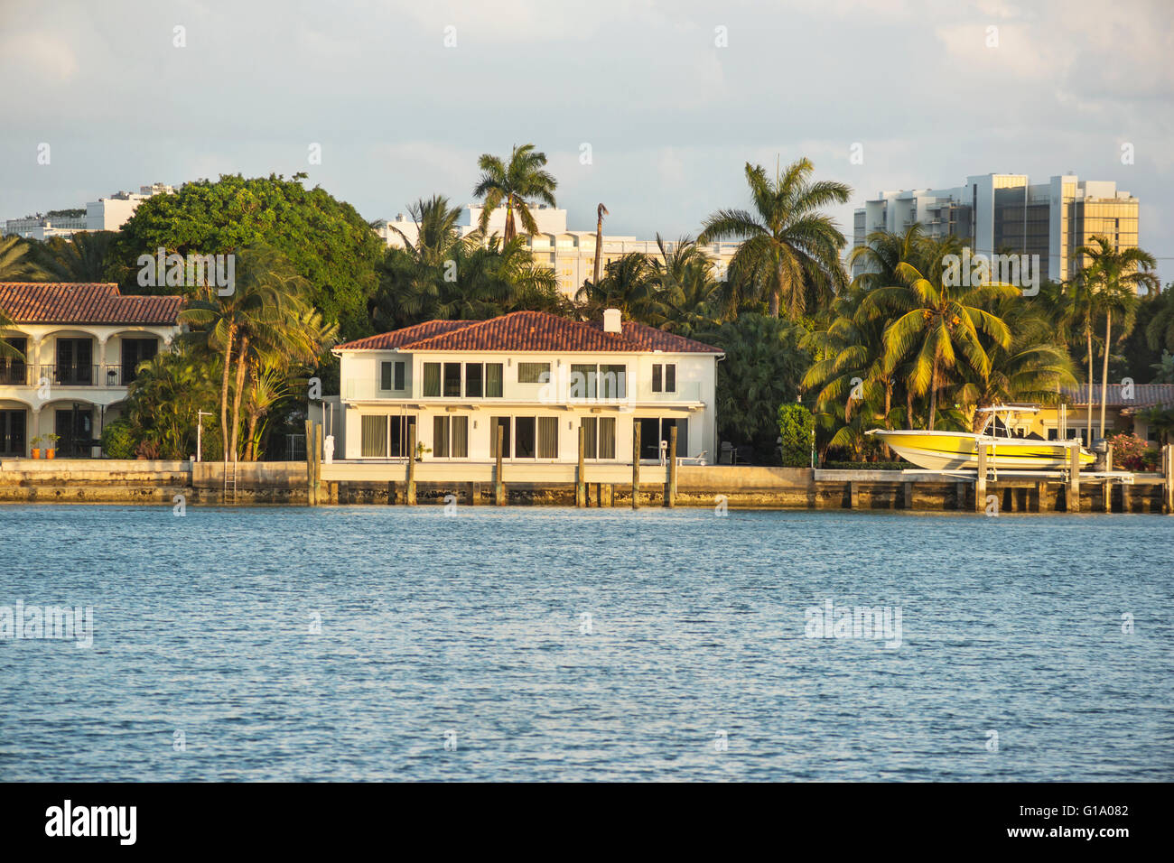 WATERFRONT VILLEN INTRACOASTAL WATERWAY MIAMI BEACH FLORIDA USA Stockfoto