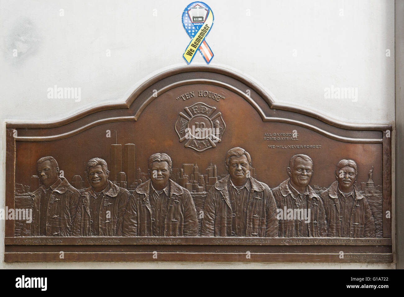 Denkmal für Feuerwehrleute im zehn-Haus in New York City, USA. Stockfoto