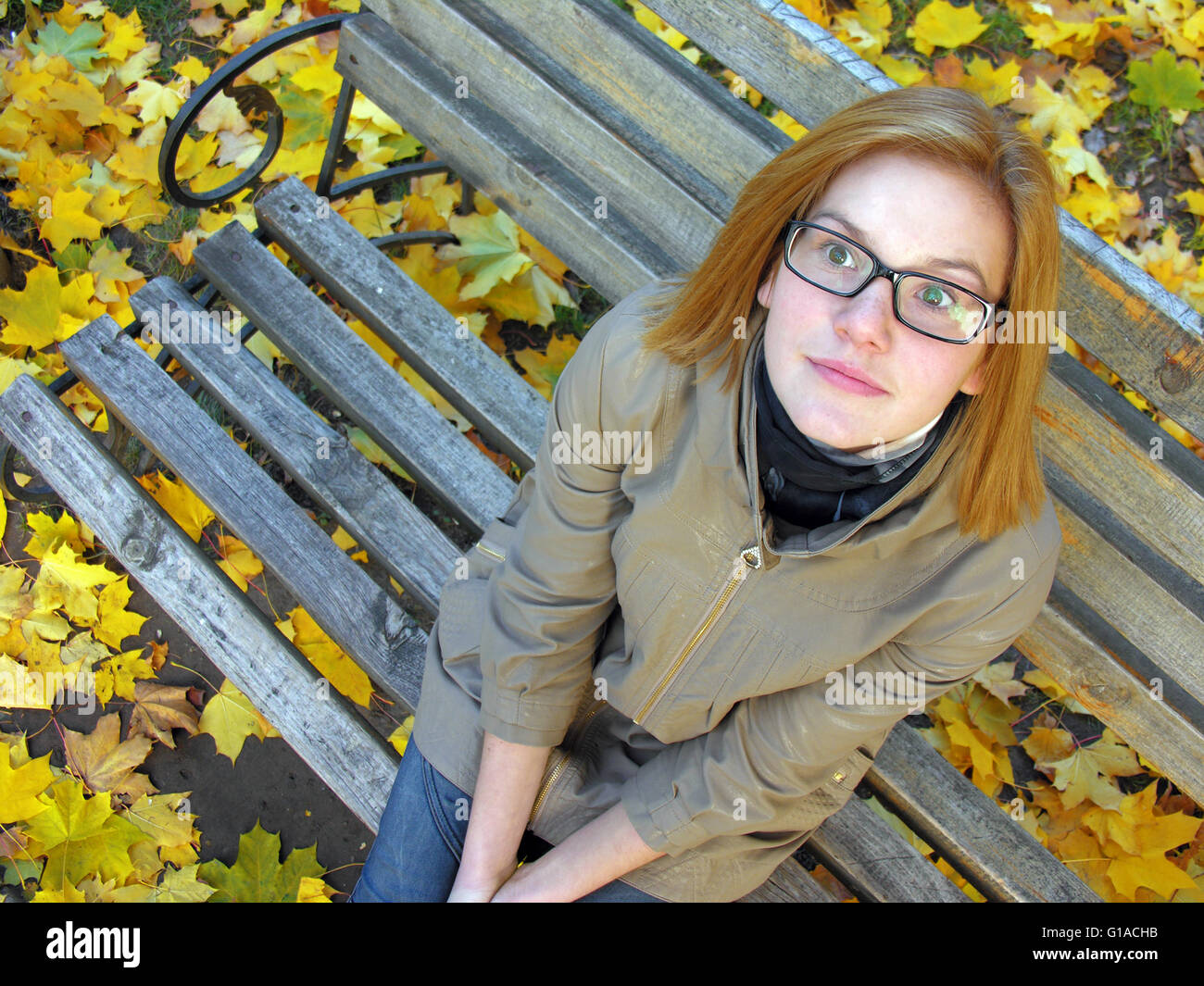 Porträt von Träumen Teenager-Mädchen Stockfoto