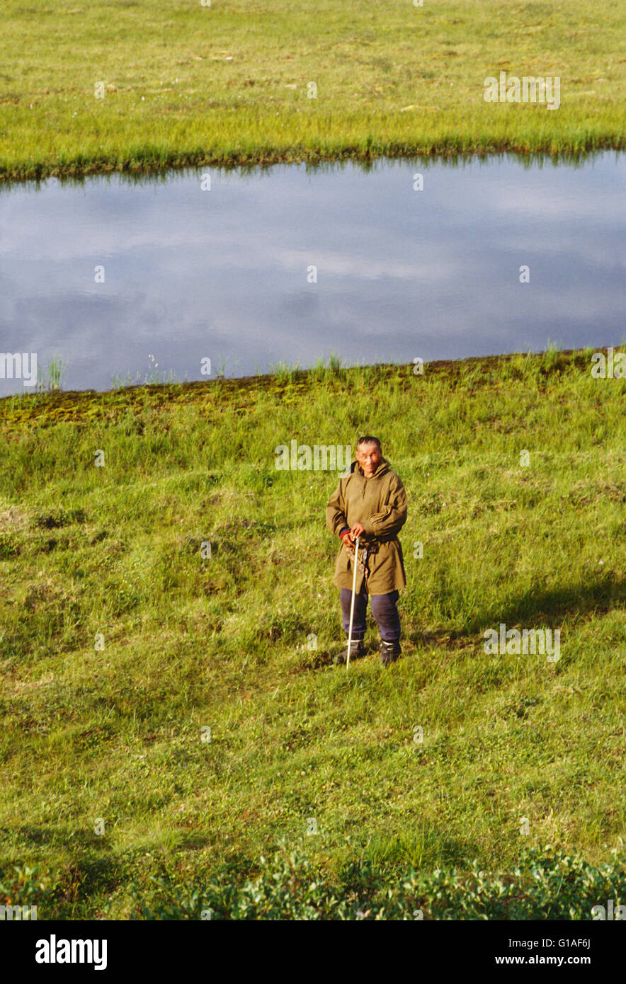 MÄNNLICHE TSCHUKTSCHEN HERDER, AMGUEMA, MAGADAN REGION, RUSSLAND; EHEMALIGEN UDSSR SOWJETUNION Stockfoto